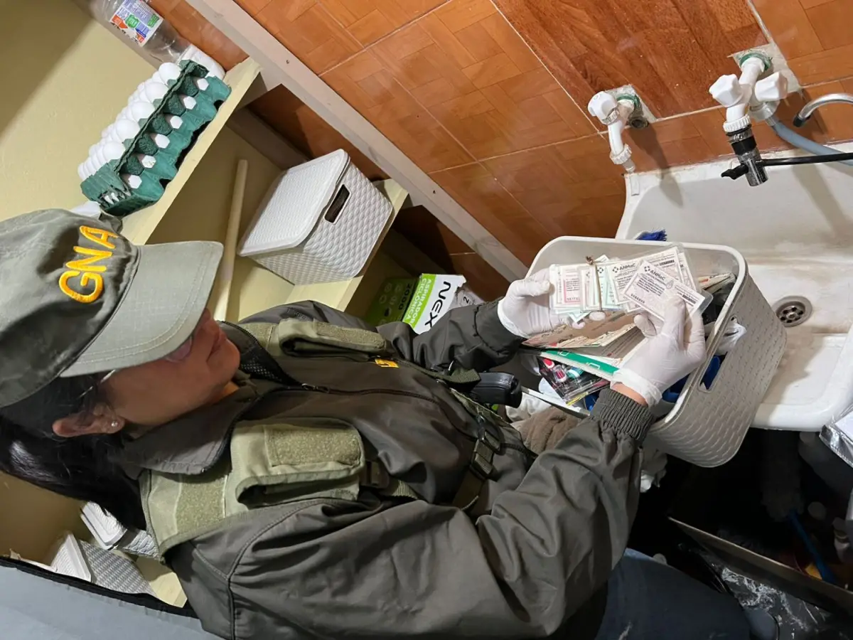 Involucran a siete tucumanos en el tráfico internacional de armas