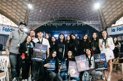 Una academia aéreo teatral tucumana brilló en un torneo internacional con múltiples premios