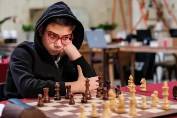 Faustino Oro, a un paso de hacer historia: el argentino que puede ser el Gran Maestro más joven del ajedrez