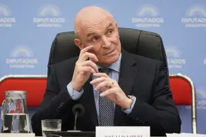 La Justicia ordenó congelar todos los bienes de José Luis Espert por presunto lavado de activos y reveló graves omisiones en sus declaraciones juradas