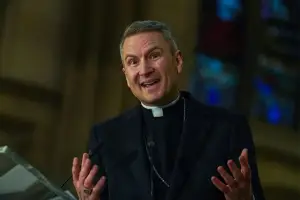 León XIV nombra un obispo con perfil social en Nueva York