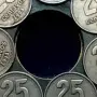 Buscá en los cajones: pagan una fortuna por una moneda de 25 centavos de 1994
