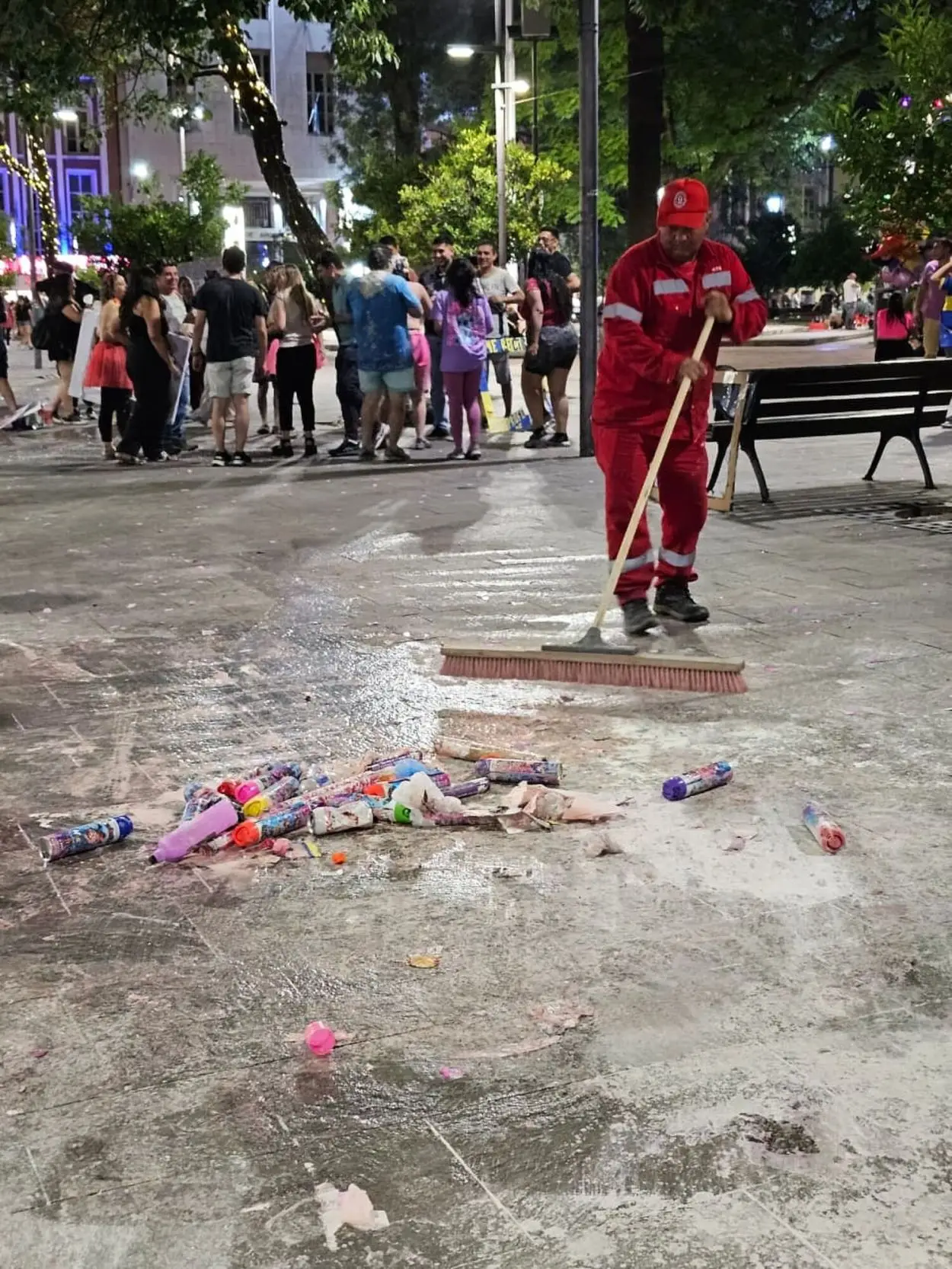 Fiesta en las calles tucumanas: caravanas, recibidas y ¡propuesta de casamiento!