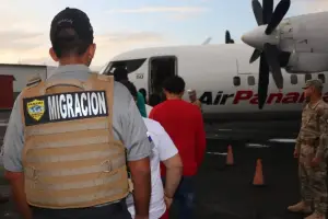 Panamá envía a Caracas a 70 migrantes venezolanos