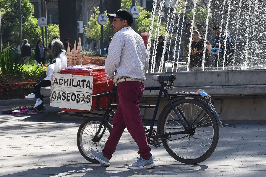 Con el termómetro en rojo, ¿cómo se refugian los tucumanos del calor extremo?