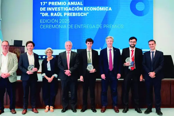 Un economista tucumano de 22 años conquistó un valioso premio del Banco Central