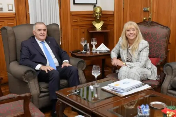 El gobernador y la intendenta avanzan en proyectos clave para la capital