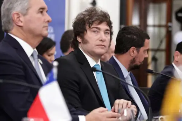 Javier Milei cuestionó la burocracia del Mercosur y apoyó la presión de EEUU sobre Venezuela