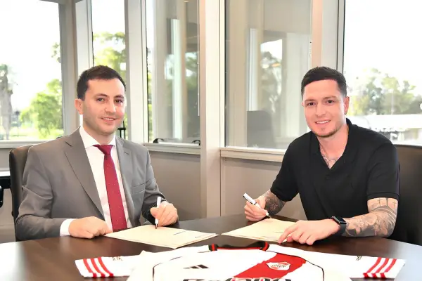 Gestión relámpago y refuerzo clave: Aníbal Moreno firmó con River Plate hasta 2029