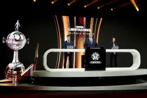 El sorteo que preocupa a Boca: así quedaron los bombos y el escenario más temido para la Libertadores 2026