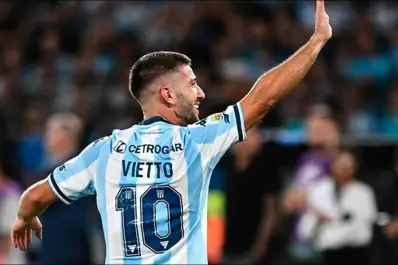 Sorpresa en Racing: Luciano Vietto no seguirá en el club y apuntó contra Gustavo Costas y la dirigencia