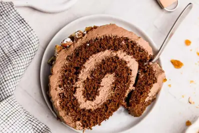 Pionono de chocolate para Navidad: receta fácil del clásico brazo de reina