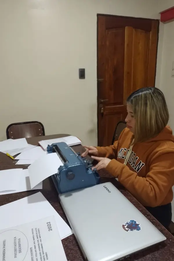 DEDICACIÓN. El estudio individual fue una constante en la rutina académica de Antonella durante su paso por la universidad.