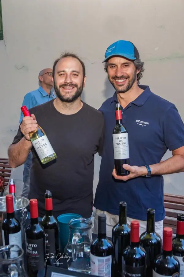 COMPAÑEROS. Emile Chaumont y Daniel Guillén.