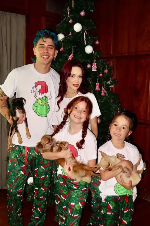 Así es el lujoso nido de amor de La Joaqui y Luck Ra: paredes de madera y ventanales gigantes