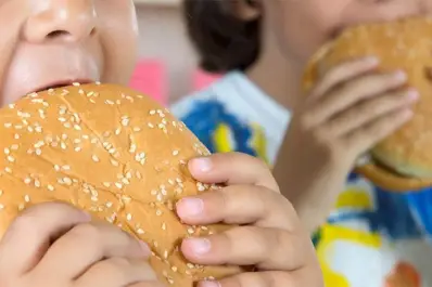 Verano, excesos alimentarios y calor extremo en Tucumán: alertan sobre los riesgos para la salud infantil