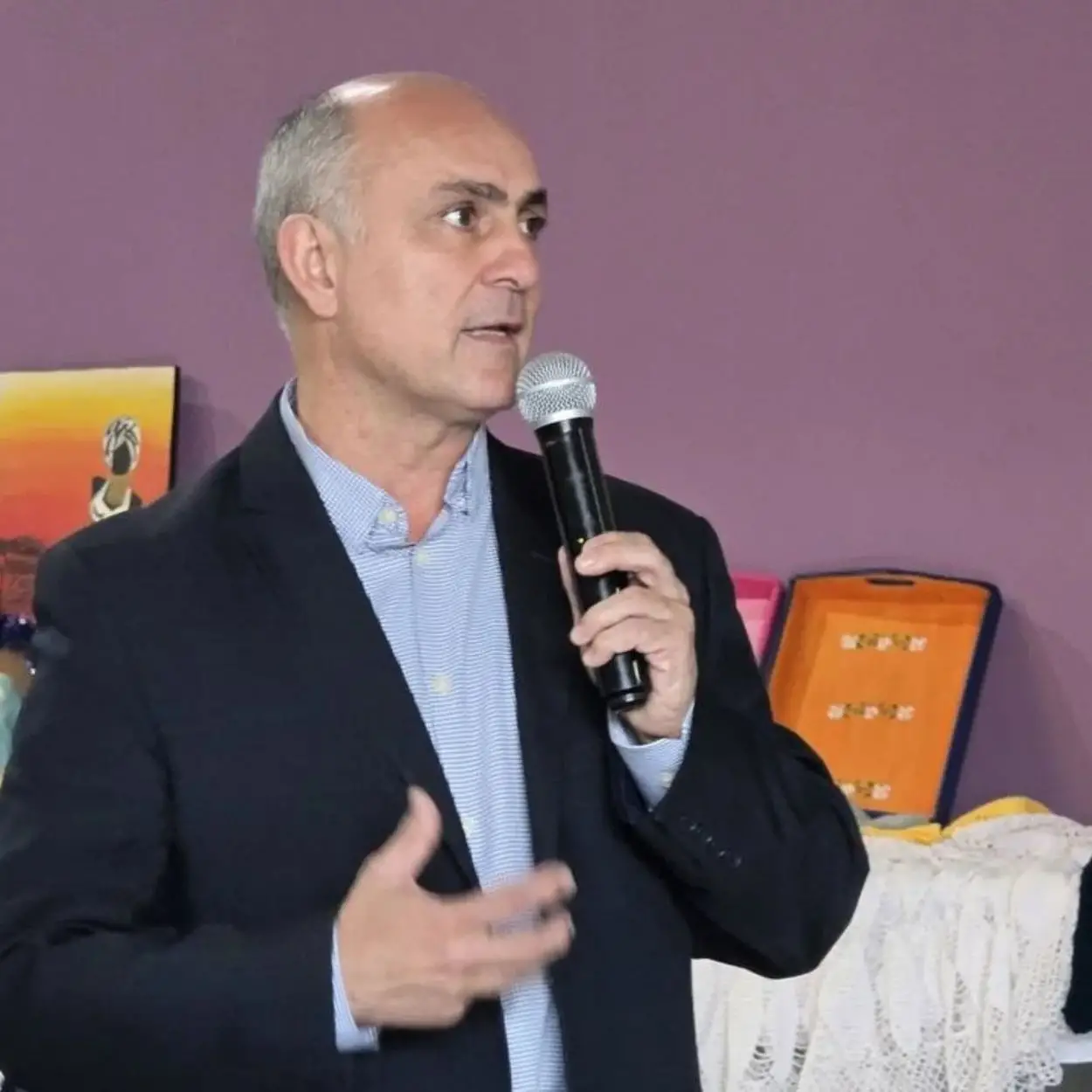 La pizarra de la política: juntan firmas por la boleta única y en contra de los acoples en Yerba Buena