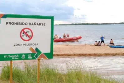 Dos turistas fueron arrastrados por la corriente del río Paraná en Corrientes