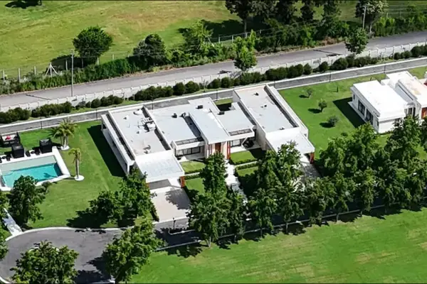 Escándalo en la AFA: la quinta de Pilar investigada por la Justicia valdría varios millones de dólares más que lo declarado en la escritura