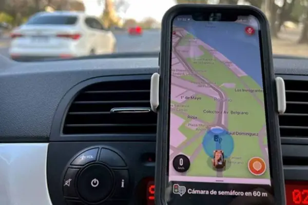 Radares en ruta: cómo funciona la aplicación que te avisa dónde están los controles en tiempo real