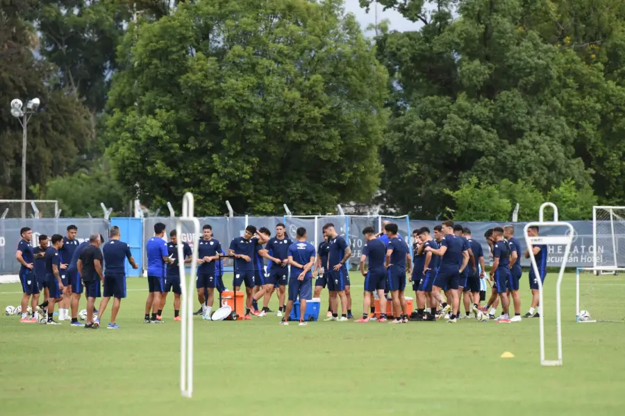 EL GRUPO. Con las llegadas de Benítez e Ingolotti, el plantel comienza a tomar forma.