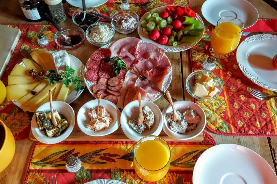 Ni ayunos ni castigos: cómo retomar los hábitos saludables tras las fiestas, según un especialista