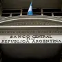 Reservas e inflación, materias pendientes para el nuevo año en Argentina