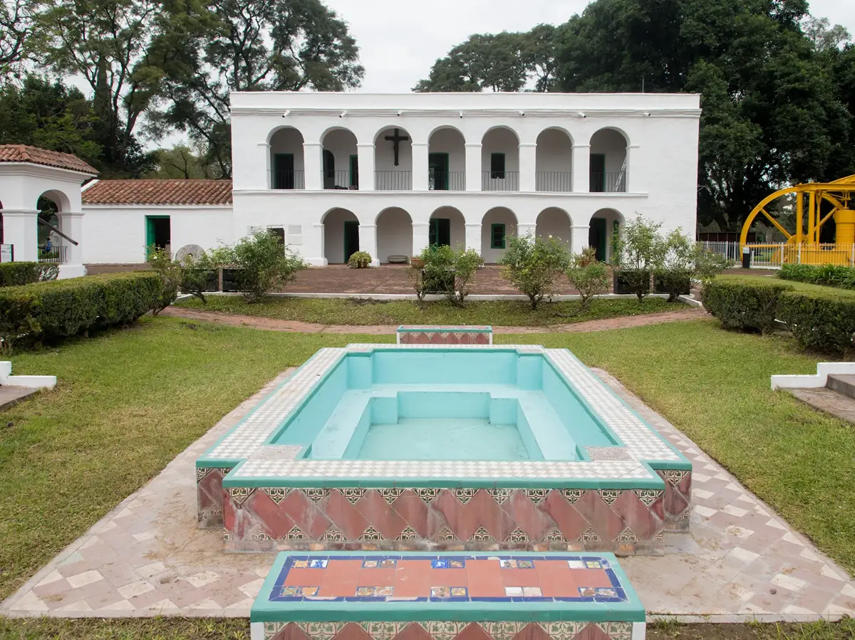 MUSEO DE LA INDUSTRIA AZUCARERA. Ubicado en la residencia del obispo Eusebio Colombres, el museo recupera la historia de la industria que marcó el desarrollo económico y social de la provincia. / TUCUMAN TURISMO