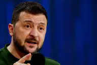 Ucrania ataca con drones a Rusia, que endurece su postura