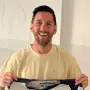 Lionel Messi posó con una camiseta del Ascenso y generó furor entre los hinchas