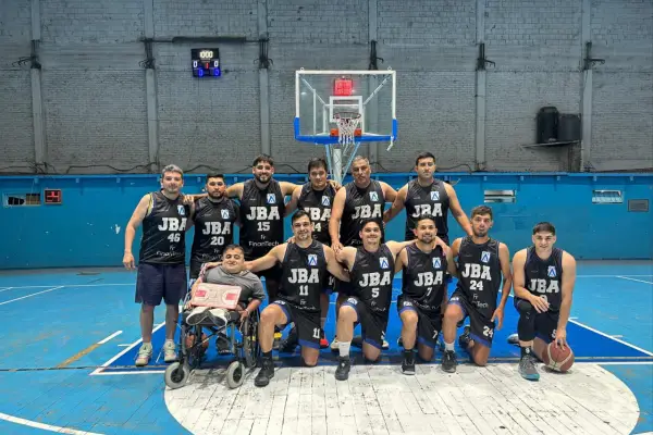 Un DT de básquet necesita ayuda para comprar un motor para silla de ruedas y mejorar su movilidad