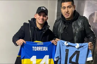 Me muero por jugar en Boca: una figura internacional quiere llegar al fútbol argentino y ya habló con Juan Román Riquelme