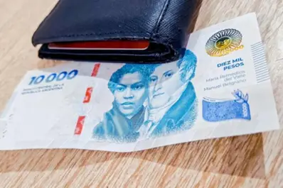 Los salarios perdieron contra la inflación en noviembre, según el INDEC