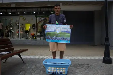 LA GACETA entregó el calendario 2026 de Atlético Tucumán