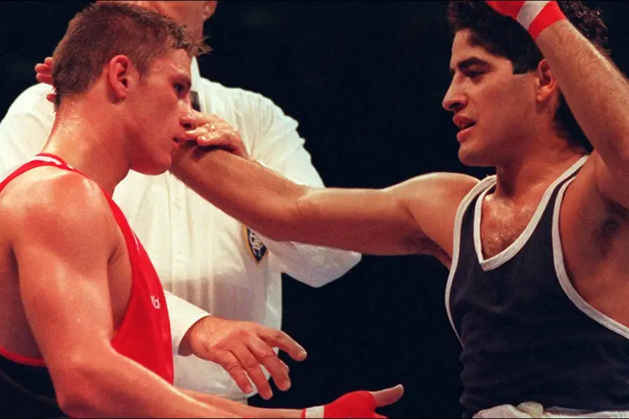 CAMINO AL PODIO. Pablo Chacón enfrentó al húngaro János Nagy en los cuartos de final de Atlanta 1996, triunfo clave que le aseguró al mendocino la medalla de bronce y lo dejó en la historia del boxeo olímpico argentino.