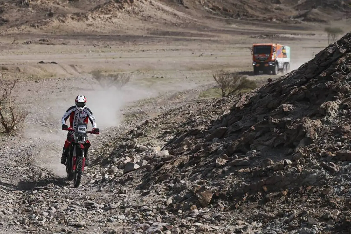 Benja Pascual corre el Dakar en una Segway eléctrica, de origen chino