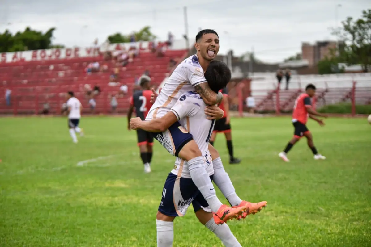 EN RACHA. Bruno Medina convirtió los últimos cuatro goles de su equipo en el Regional.