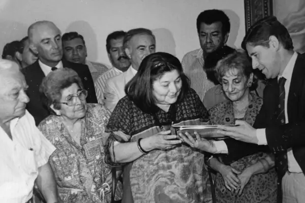Hace 35 años Mercedes Sosa era declarada “Ciudadana Ilustre” de la capital