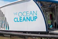 The Ocean Cleanup alcanzó un récord y así funciona la limpieza de océanos y ríos