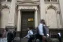 Economía y el BCRA canjearon deuda por U$S7.500 millones para fortalecer el acceso a financiamiento