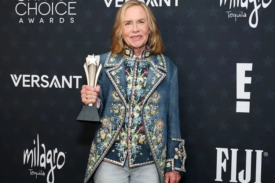 LA RIVAL A VENCER. A los 75 años, Amy Madigan ganó en reparto.