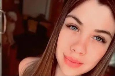 Balearon a una adolescente de 15 años en Paraná mientras tomaba mate con sus vecinos