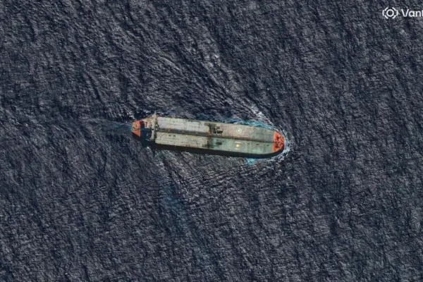 EEUU incautó un petrolero que se dirigía a Rusia tras una persecución de dos semanas en el Atlántico