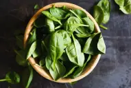 Un error muy común en la cocina: por qué no hay que cortar la albahaca con cuchillo