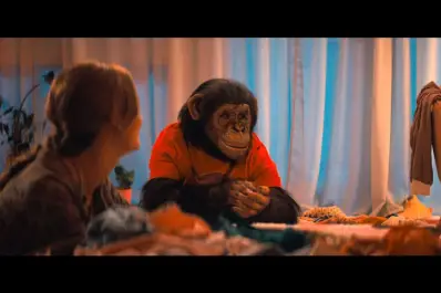 Sobrevivir en “Primate”: una mascota que se transforma en un ser aterrador