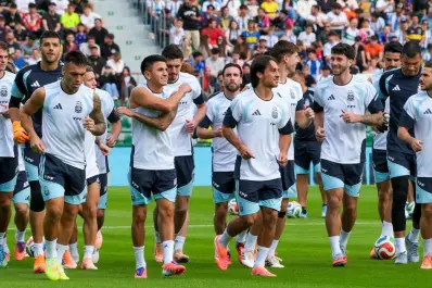 A seis meses del Mundial, una figura de la selección argentina corre el riesgo de quedarse sin club
