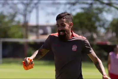 Juan Orellana dejó San Martín de Tucumán y fue oficializado como refuerzo de otro club de la Primera Nacional