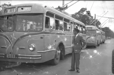 Recuerdos fotográficos: hace 70 años crecían la flota, el servicio de trolebuses y nacía la línea 101