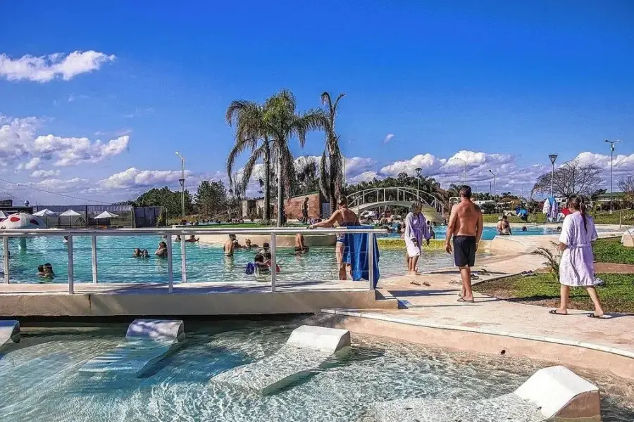 CONCORDIA. Este destino tiene balnearios, termas y playas para disfrutar en verano.
