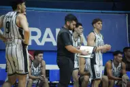 Estudiantes luchó hasta el final, pero cayó ante Independiente en Santiago